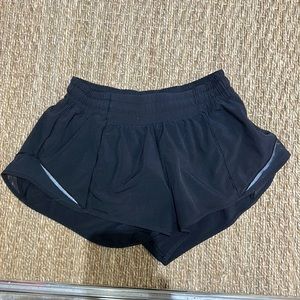 Lululemon LR hotty-hots 2.5